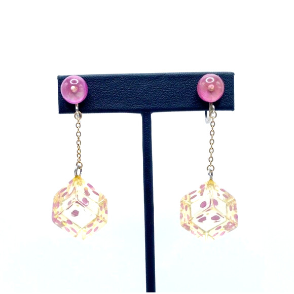 Vintage Jewelry - Vintage Japan Lucite Pink Flower Cube Dangle Earrings Screw Back Kitsch Retro 2"